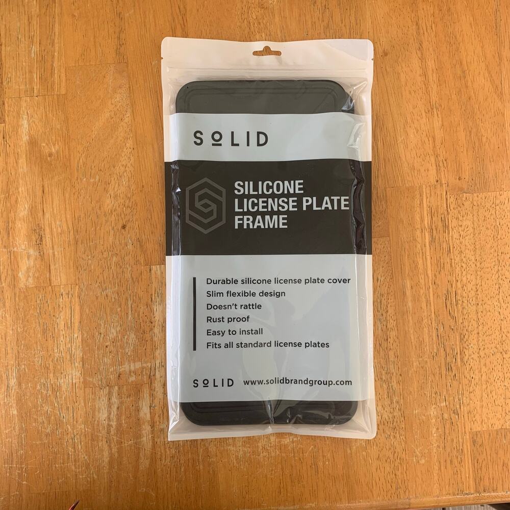 SOLID Silicone License Plate Frame – Black – Rust‑Proof – No Rattle